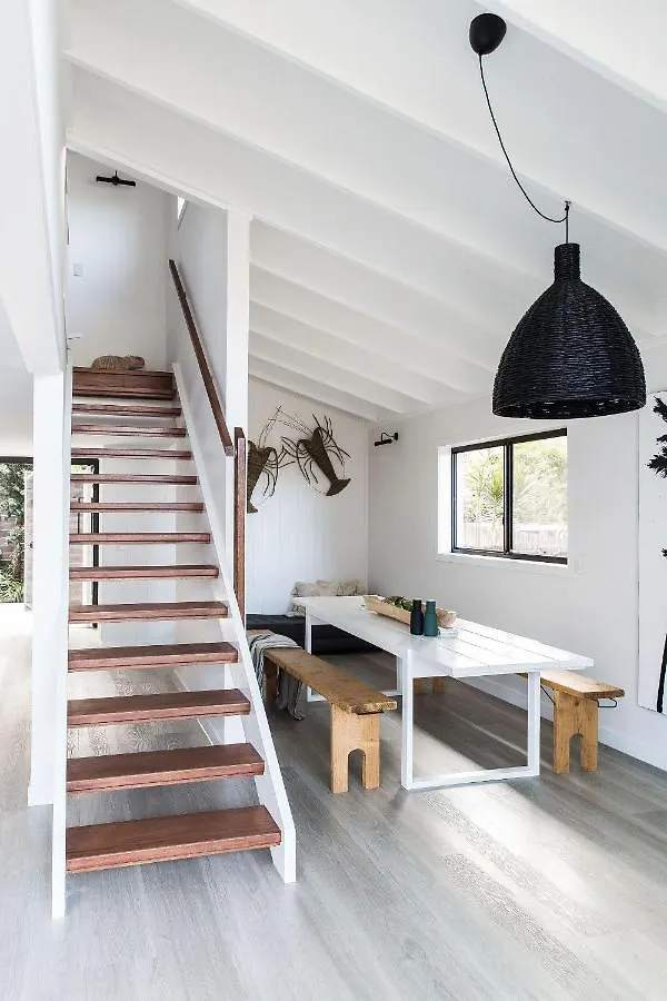 The Coconut Palm One Is A Designer Villa 선샤인 비치